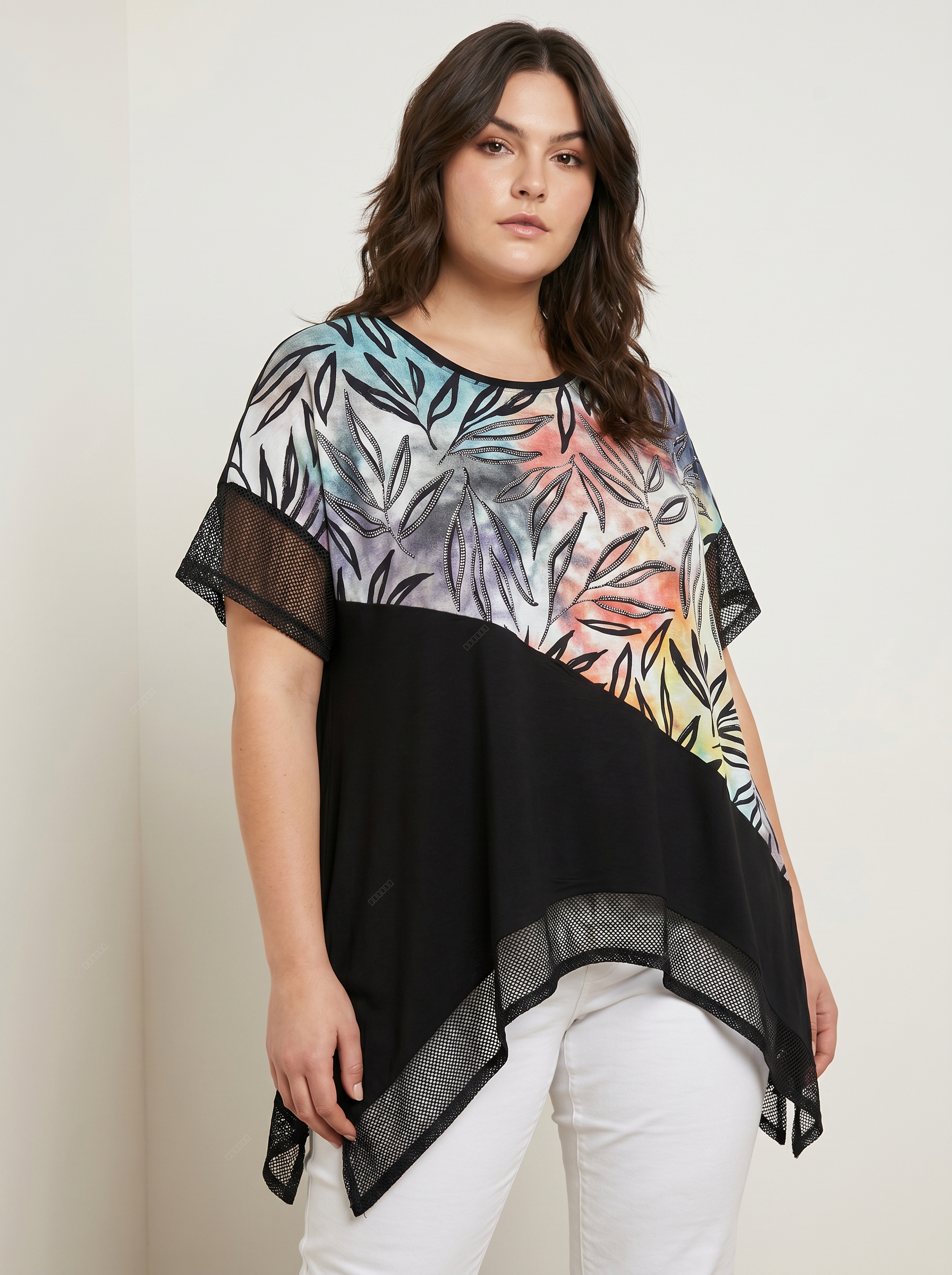 FASHION ΜΠΛΟΥΖΑ ΜΕ ΠΟΛΥΧΡΩΜΕΣ ΛΕΠΤΟΜΕΡΕΙΕΣ ΦΥΛΛΩΝ
