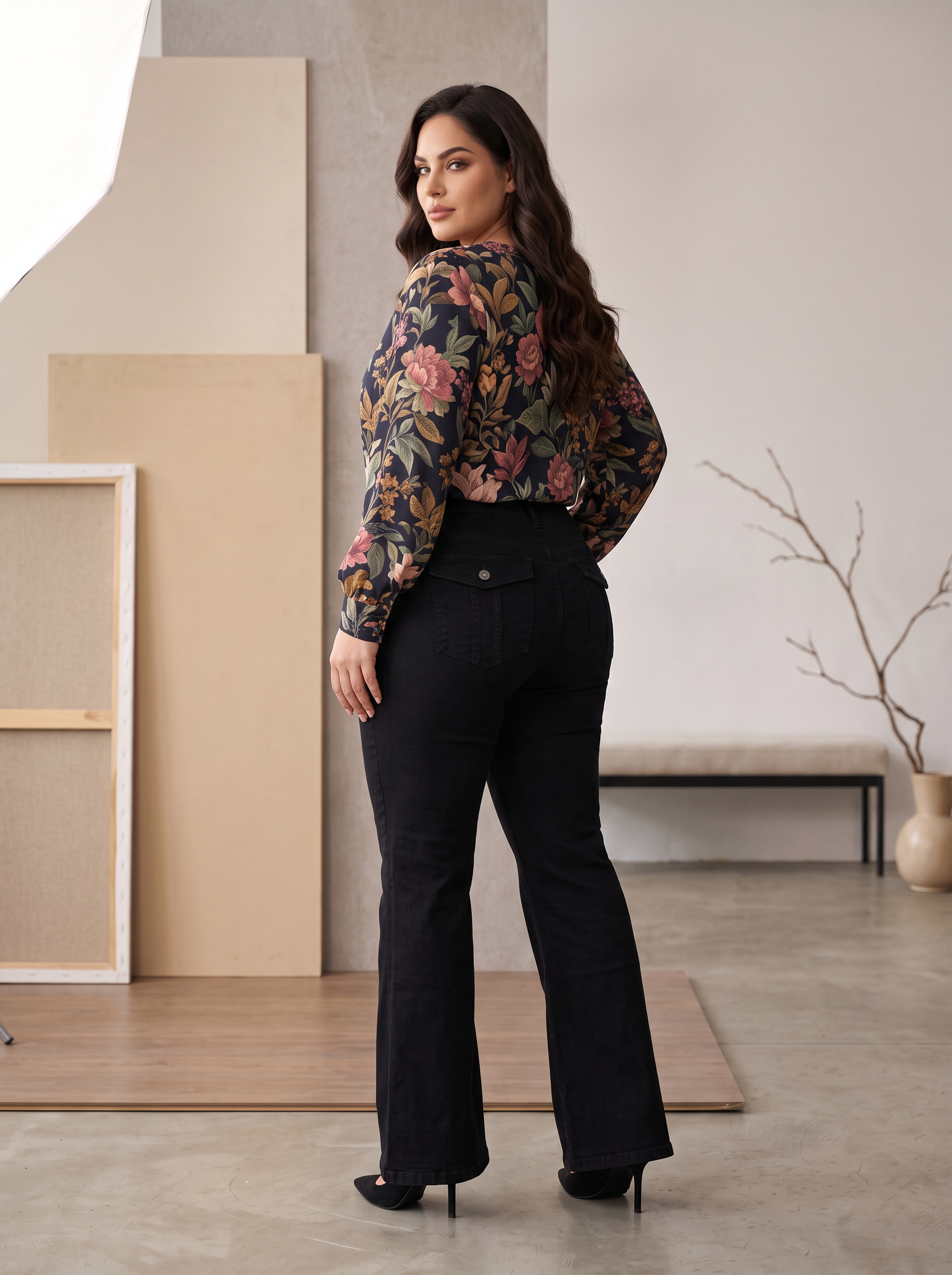 ΜΑΥΡΟ ΕΛΑΣΤΙΚΟ ΤΖΙΝ ΜΕ ΜΟΝΤΕΡΝΑ ΕΜΦΑΝΙΣΗ PLUS SIZE