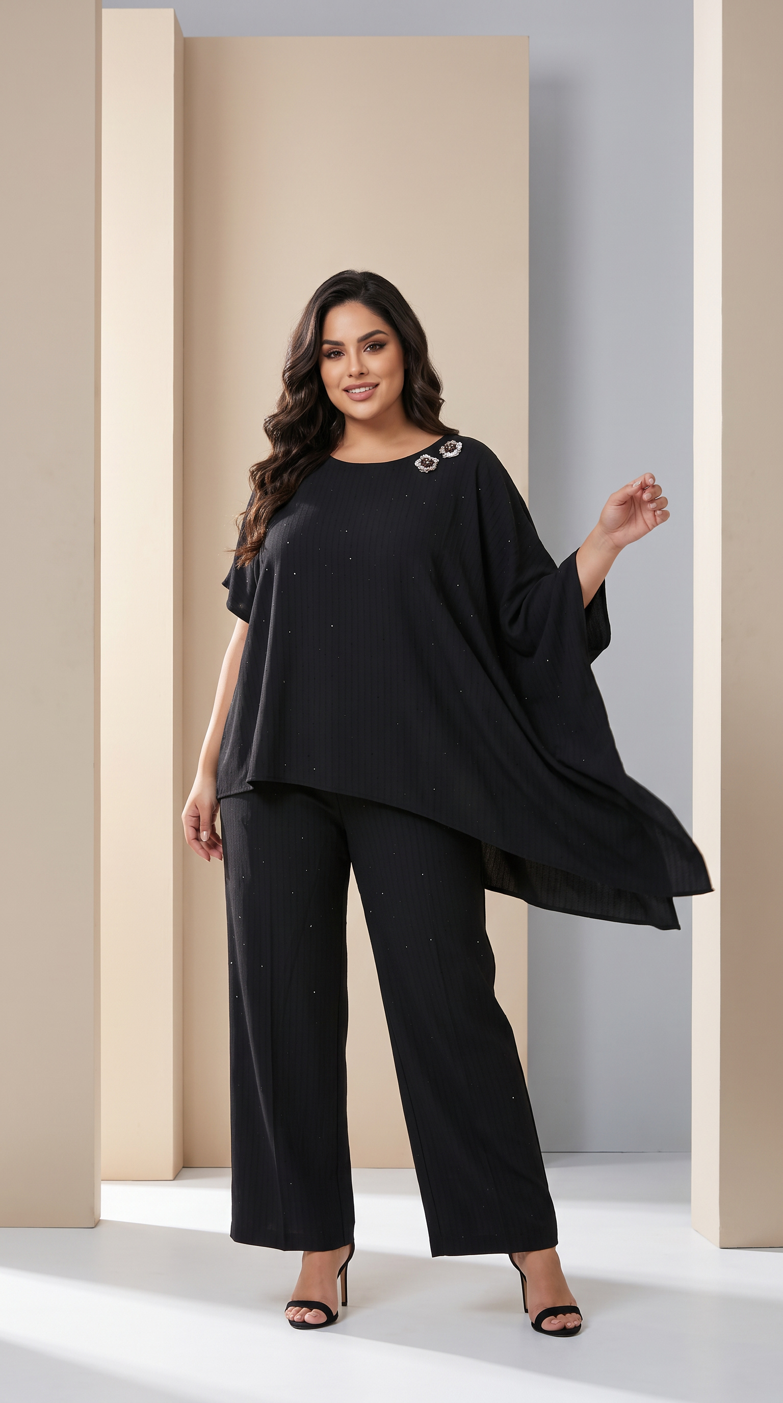 ΣΧΕΔΙΑΣΤΙΚΟ ΜΑΥΡΟ ΣΕΤ ΜΕ ΑΣΥΜΜΕΤΡΗ ΤΟΥΝΙΚ PLUS SIZE